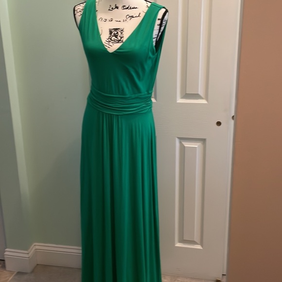 Boden Dresses & Skirts - NWOT Boden Maxi Dress/Green